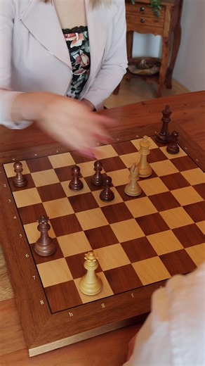 Queen sacrifice and mating nets. ♟✨ A powerful bishop battery is built, followed by a brilliant queen sacrifice by Black. In the end, despite strong defense, White’s mating net proves unstoppable. A truly brilliant study. #chess #chessstudy #checkmate #chesspuzzle #brilliantmove