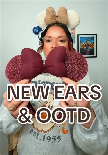Finally new pairs of ears at Disneyland! I’m ready for Sweater Weather too! Happy Shopping friends!🤗🥰👻🙌🏻✨ #disney #disneyparks #Disneyland #disneyfyp #disneyshopping @Disney Parks @Disney @Disney @Disney Store