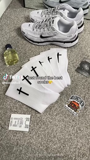 Best Crew Socks for Men: Top Picks and Style Tips