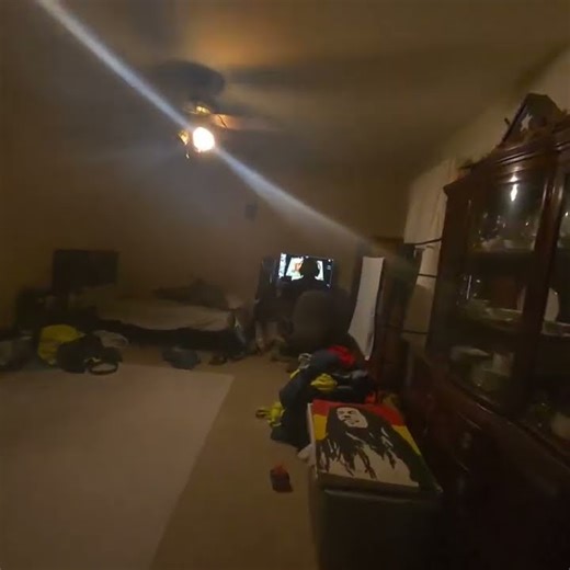 A friend recording me as my headset is dying ￼