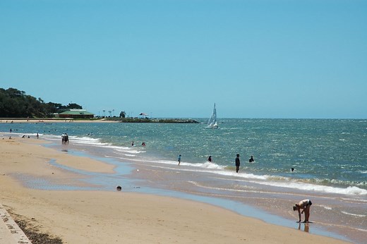 Suttons Beach Redcliffe | Must Do Brisbane