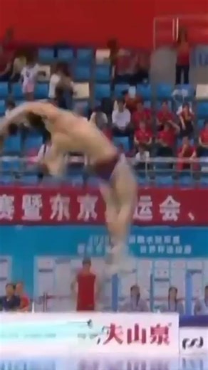 No Splash dive from a young Chinese athlete in World Junior Championship #chinesediver