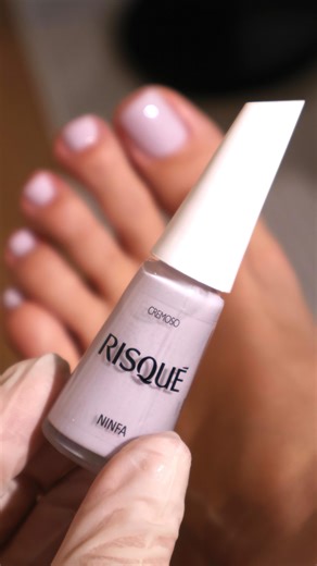 Tatiane Lima | Unhas Naturais on Instagram: "Você usaria essa cor nos pés? ID do esmalte: Ninfa Risque: TAILI1-T1BJ Base dos sonhos Impala: TAILI1-BY6U Top coat Colorama: TAILI1-6KZW 🚛 Envio rápido e os melhores preços 💰 vcs encontram no @mercadolivre 🛍️ é só colar o id no buscador do app para encontrar o produto! #MeusFavsDoMercadoLivre #MercadoLivre #feet #pes #esmalte"