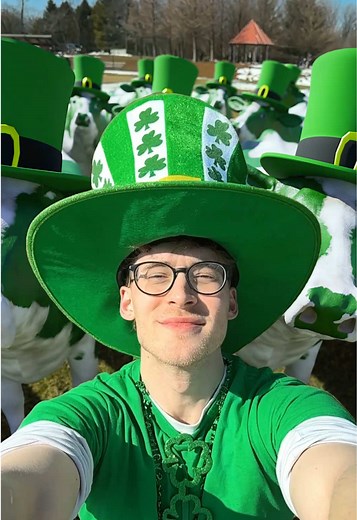 MARCH IS HERE 🍀❗️#firstofthemonth #vfx | first of the month