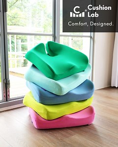 Sitting Reimagined—CLOUD Pillow Top Comfort ☁️😍 https://thecushionlab.shop/seat-cushion Now available in Large size too! 🤗 https://thecushionlab.shop/Large Need driving comfort? 🚙Car Seat Version Here👉👉 https://thecushionlab.shop/cs Join 1 Million happy Americans and enjoy game-changing comfort!🙌 https://thecushionlab.shop/all | Cushion Lab