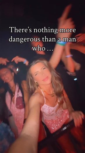 That last post started such a good conversation, I figured we’d keep it going. The point was never about what not to do — it’s about focusing on what to do. When you put your energy into the good, the negative naturally fades away. #fyp #dating #trending #explorepage✨ #datingadvice #datingtips | Chelsko