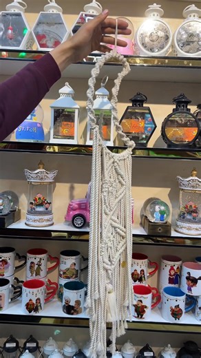 ديكورات رمضان مش هتكمل غير ب قطعة مكرمية مميزة بأشكال رمضانيه جميله زى دى🥳❤️❤️❤️ متاح اكتر من شكل للهلال والنجمة❤️ | مكتبة طلعت - Maktabetalaat