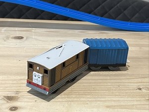 Thomas Trackmaster TOBY battery train | eBay