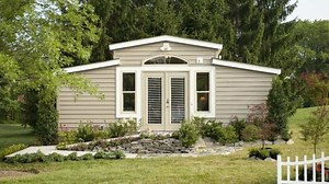 Hook your aging parent up with a 'Granny Pod' that fits in your backyard
