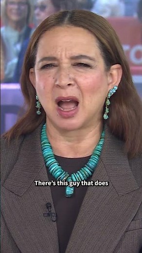 Maya Rudolph Shares Her Group Chat Topics With SNL Ladies