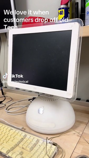 iMac G4 - Circa 2003 #tech #apple #vintagetech #technology #computerscience #mac #nostalgia #it #techshop