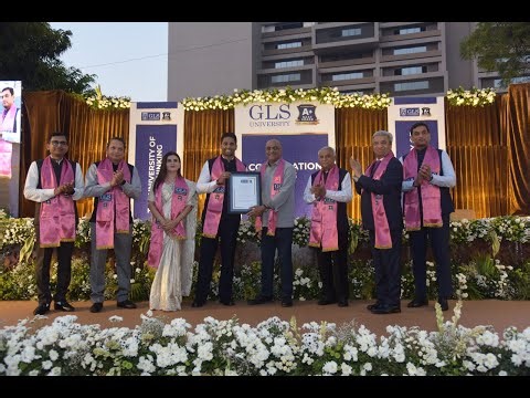 1️⃣ GLS University Hosts Grand 9th Convocation, Confers Degrees to Over 5,003 Students!