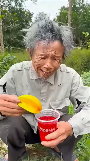 old man funny video 😂📸 #funny #shorts #viral