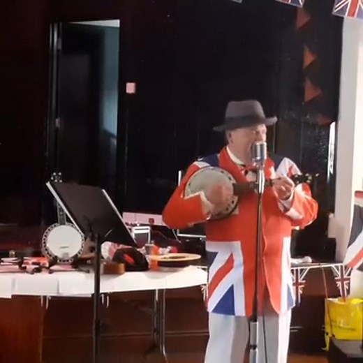 Taking bookings for my #Happy #Show and #life #talk on #georgeformby 2026 www.georgeformbytribute.co.uk Please 📞 07947 573369 or send a PM 🪕🎙🎶🎵😊 | Derek Herbert-Variety Entertainer & Tribute to George Formby