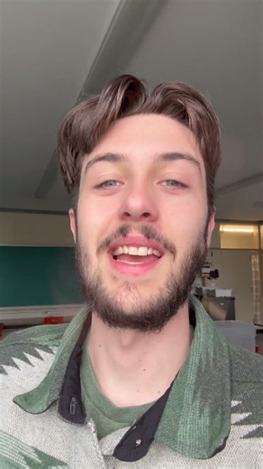 UN NOUVEAU ROMAN À MOI DE DISPONIBLE! #createur #youtubequebec #roman #romance