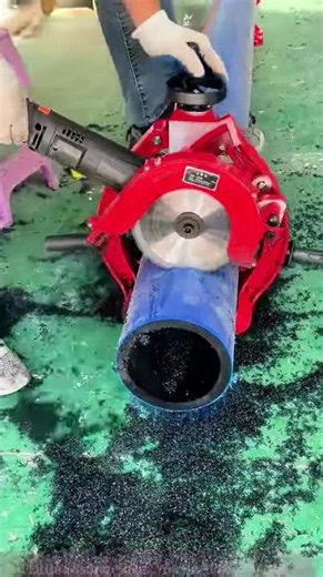 Industrial Pipe Cutting; One-Button Operation! Live Demo of Plastic Pipe CuttingOptimized Title