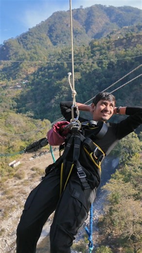 free fall depand free mind #bungeerishikesh #shortsfeed #explore