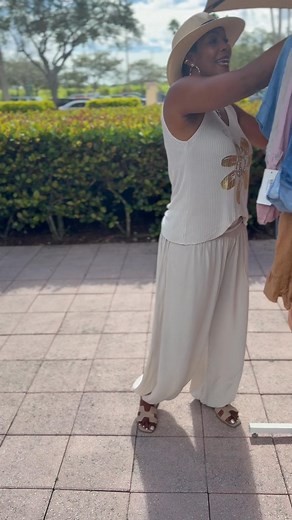 45 reactions · 8 comments | Linen Blouses  and Italian Tops. Made in Italy  | Lena Pimentel | Facebook