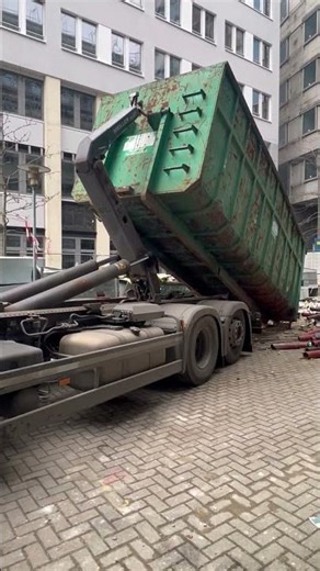 Heavy duty container load/unloader truck #shorts