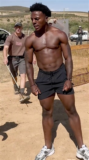 Can you REALLY RACE a Cheetah? Let’s Find Out!! #ishowspeed #race #cheetah #shorts