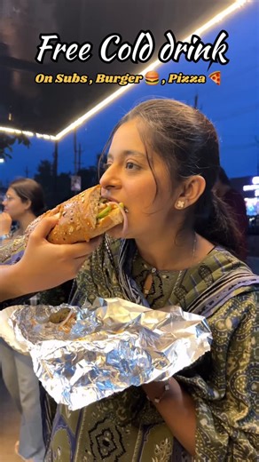 Nargis Warsi | Raipur food vlogger | Free Cold Drink on Sub 🌭, Burger 🍔 and pizza 🍕 Offer is valid till August first week !! Visit @the_bhukkad_12 for this loaded treat 📌... | Instagram