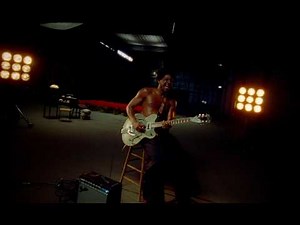 Labrinth - The Living (Official Video)