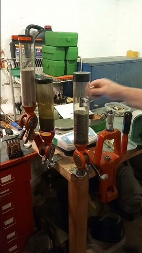 Reloading 6.5 x55 Swedish adding powder and bullet