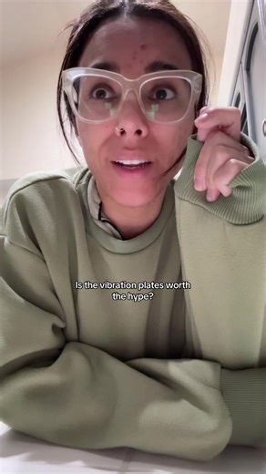 Help me convince my Husband we need one 😆 . . #vibrationplate #wellness