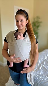 Si tienen bebés que solo quieres estar cargados, NECESITAN ESTO🤱🏼 un fular.✨ • • • #fular #maternidadreal #mamáde3 #posparto #postparto | Alejandra Martinez