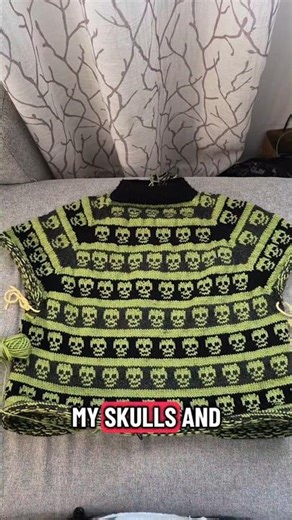 Snow day #knitting on my Skulls and Stripes test knit