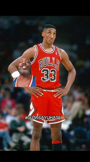 40K views · 3.5K reactions | “No Chip Without Pip” ️﫵 #JustSayUHateBasketball #GoatDebate #LeBron #Jordan #ScottiePippen | Howard | Facebook