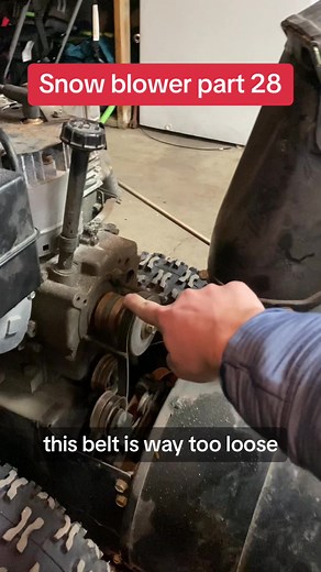 Auger problem solved! It spins! #snowblower #pullstart #auger #wontdrive #mechaniclife #diymechanic #backyardmechanic #willitstart #smallengine #mechanic