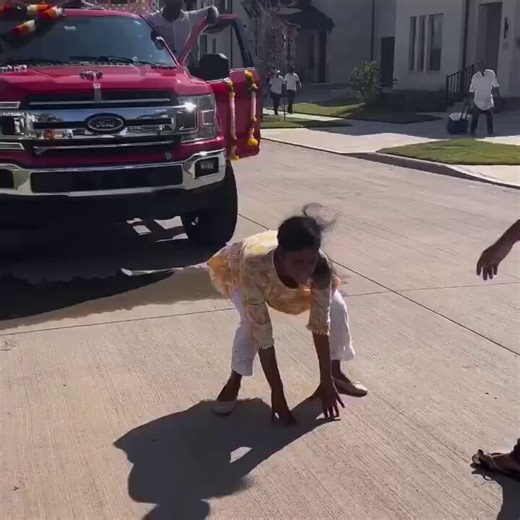 🤷‍♀️ Whether to feel happy about my Telangana Telugu people celebrating in Texas — who once pushed for a separate state from Andhra Pradesh in India 🇮🇳  mainly for jobs/water & power — or to feel sad that Americans are trolling them for their behavior in public spaces or on roads, causing inconvenience to non-Telugu or non-Indian people in America 🇺🇸?Telugu people or Indians need to maintain a low profile at this juncture, but instead, they are putting everything on social media and invitin