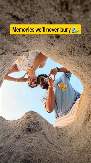 Struggle behind couple photo shoot 😅 #goadiaries #beach #couplegoal