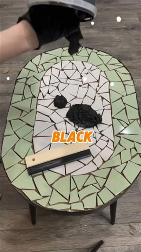 The Most Satisfying DIY Mosaic Table 😱#DIYDecor #MosaicArt #HomeMakeover #SatisfyingVideo #Upcycling