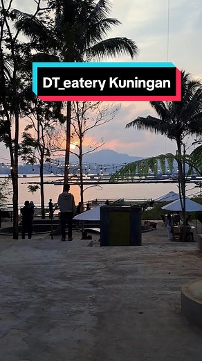 Experience Aesthetic Vibes at DT_eatery Kuningan
