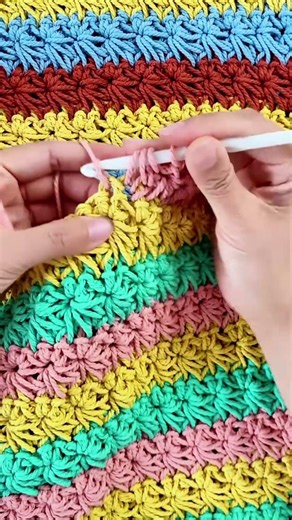 Creating with every loop 🌸 #Crochet #YarnAddict #Art