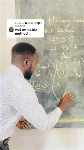 Resolviendo ecuaciones simultáneas con matrices