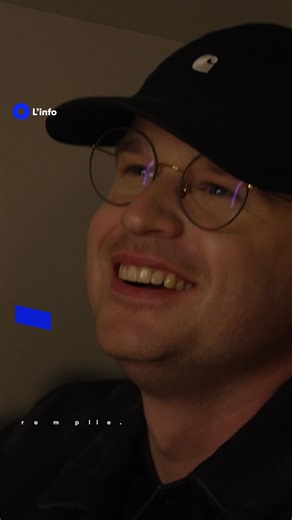 🔵 Info | L'humoriste GuiHome vous détend vous invite dans son comedy-club Chez Guillaume ! A partir de ce soir, vous pourrez y découvrir des stand-uppers, souvent belges, tout en dégustant les plats pensés par un chef namurois reconnu. Hier, Sarah Lélé et Pierre-emmanuel Alias PE ont inauguré la scène 🎤 | Boukè.media
