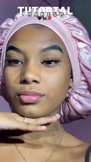 Tutorial de Maquiagem para Pele Negra 🖤🐈‍⬛💋