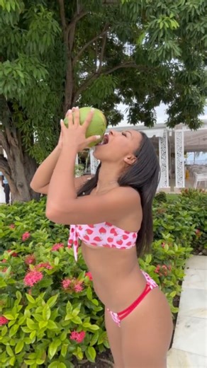 @lil.miss.oreo on Instagram: "Delicious 🥥 #coconut #delicious #contentcreator #fyp #influencer"