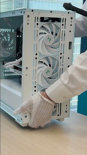 【自作PC】パステルブルーのPC組み立て第三弾 グラボ取り付け