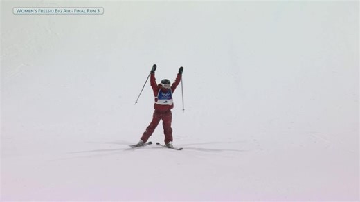 Big Air dames, finale: Megan Oldham (CAN) remporte la médaille d'or - JO Jeux olympiques Milan-Cortina 2026 - Play RTS