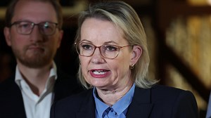 Coalition support dives as men walk away