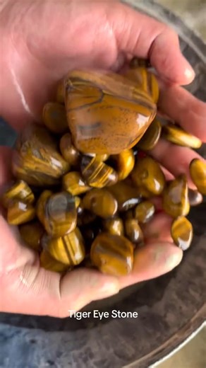 Tigereye thumbled stone | Blue Light Gemstones