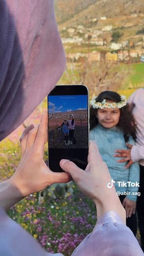 ⁨\tمن زهرة صغيرة… إلى طوق ورد 🌷 مع Honor 600 كل لقطة تظهر بجمالها الحقيقي #honor600 ‪@honorarabia‪@honorksa‬sa⁩
