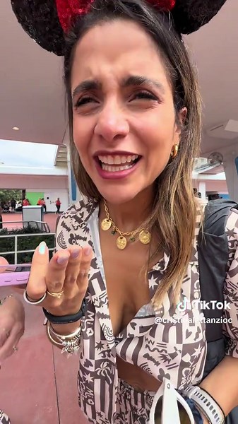 Como no llorar después de un día tan especial ❤️ @Visit Orlando #epcot #disney #disneyworld te amo @Angelina Y Nicolás ♥️ que felicidad haber estado ese día