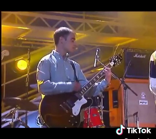 Oasis Supersonic 1994 French TV Performance