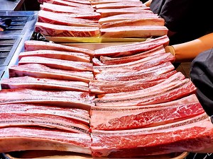 1.7K views · 40 reactions | Amazing Grilled Giant Beef Steak, Korean Beef Ribs Steak, Sous Vide Steak, Korean street food | My Pub | Facebook