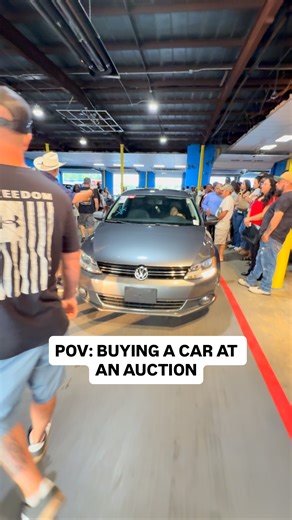 35K views · 699 reactions | We love a good POV of an auction 﫣 #autoauction #auction #auctionhouse #auctionnight | Delaware Auto Exchange | Facebook